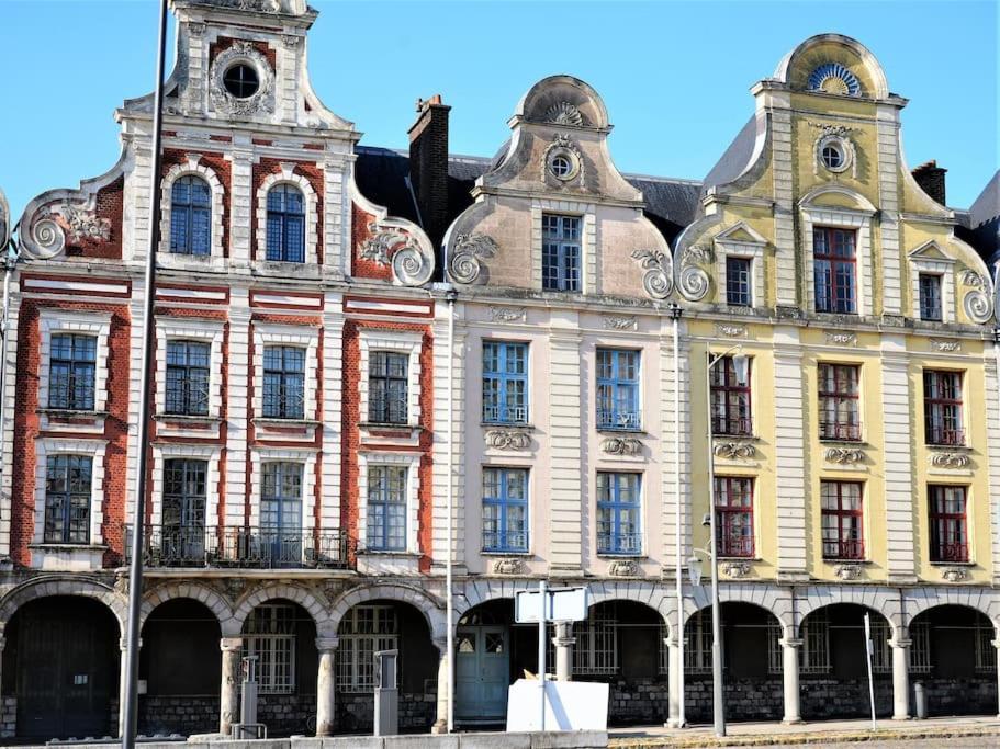 Les Coquelicots Grand Place Arras Exterior foto