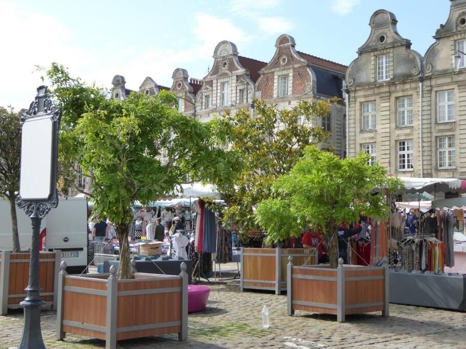 Les Coquelicots Grand Place Arras Exterior foto